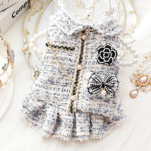 Vestito per cani e gatti con fiocco e fiori di perle 