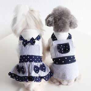 Vestito e maglietta per animali domestici con stampa a cuore a righe
